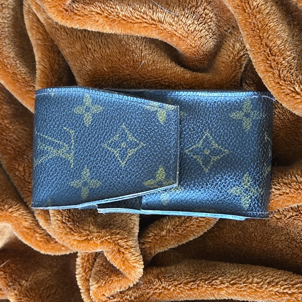 Louis vuitton cigarette pouch